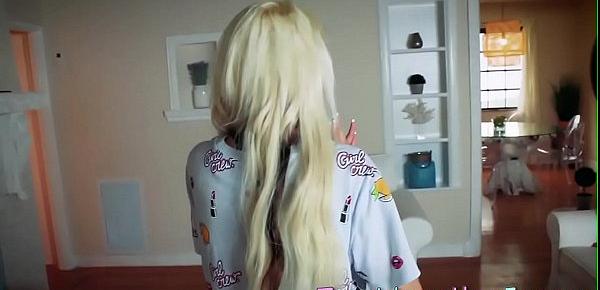 Real amateur teenagers blow massive dick